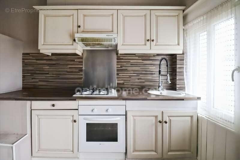 Maison à MAGNAC-LAVAL