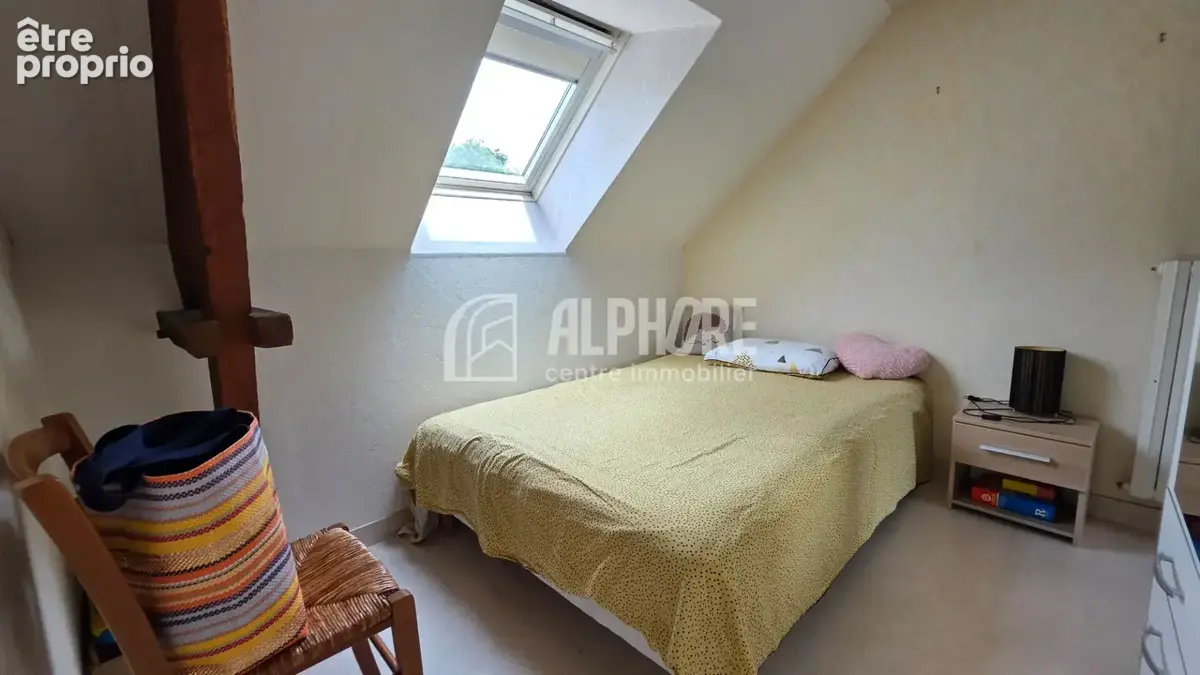 Un parc de 2200 m², une maison à rafraîchir, un vrai potentiel - photo 10