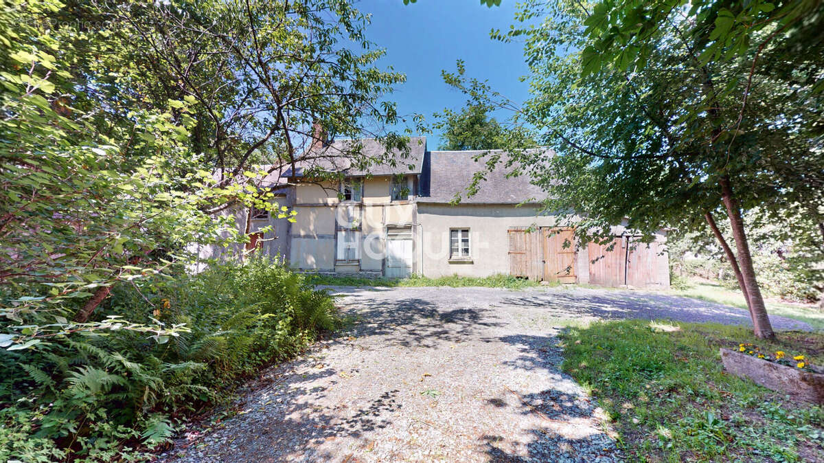 Maison à ISIGNY-LE-BUAT