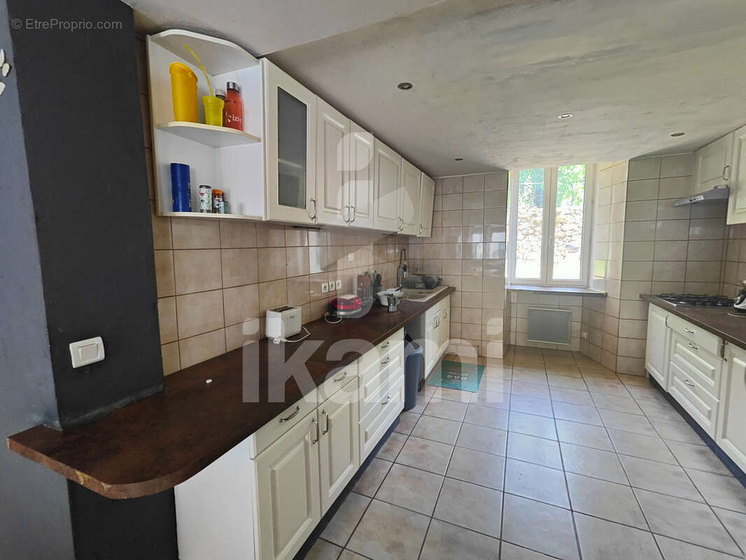 Ensemble immobilier avec terrain de 1 000 m2 et stationnement - photo 16