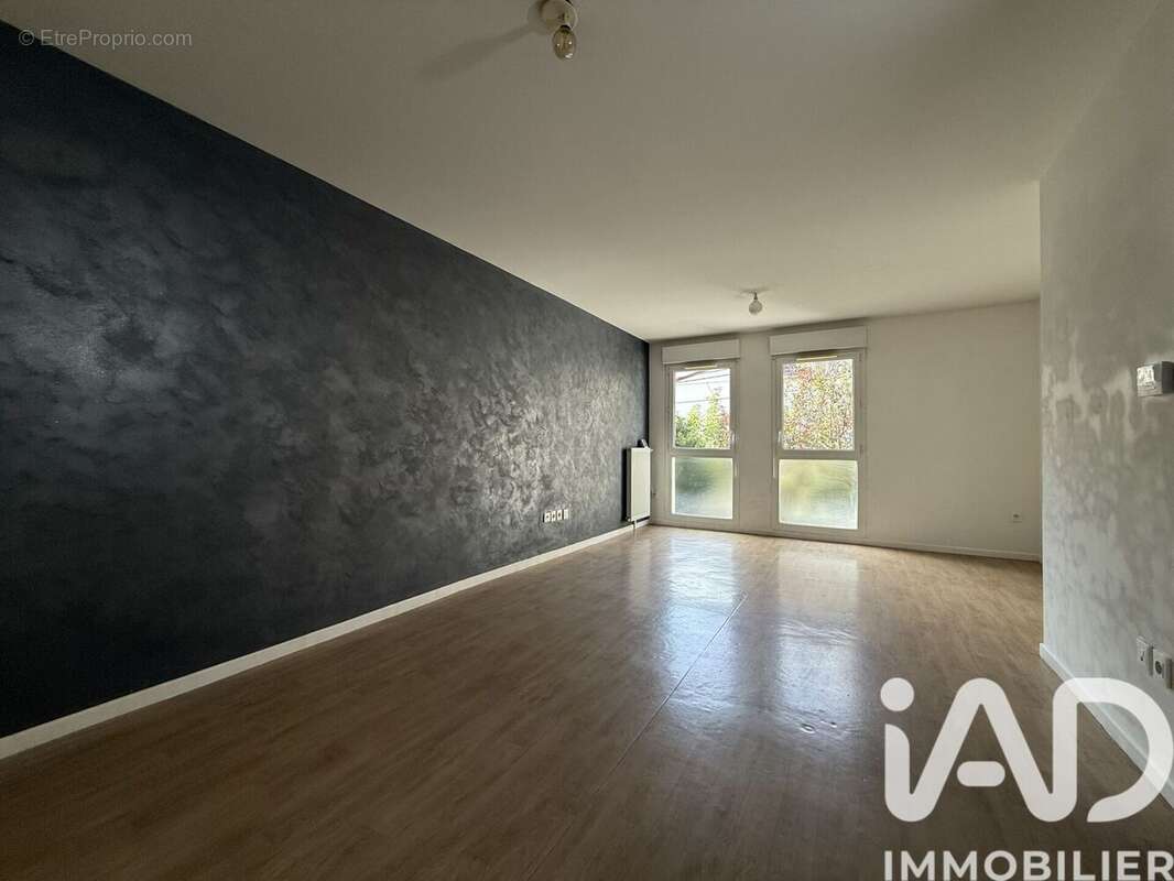 Photo 2 - Appartement à LA COURNEUVE