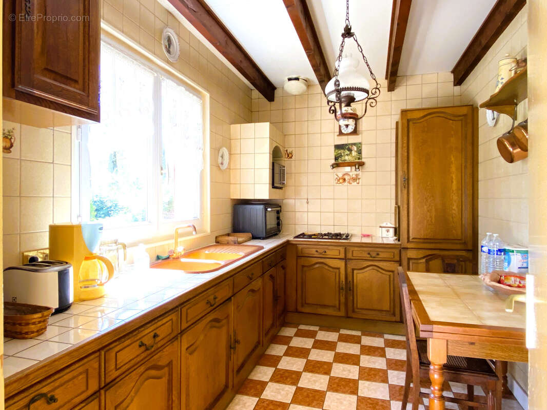 Maison à BAZOCHES-SUR-LE-BETZ