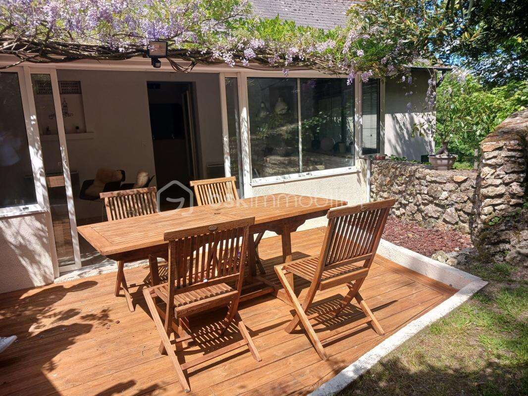 Maison à MONTLOUIS-SUR-LOIRE