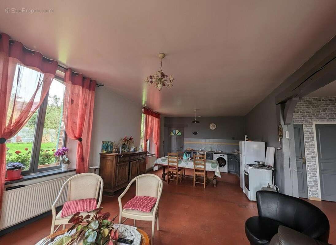 Photo 8 - Maison à LACHAPELLE-AUX-POTS