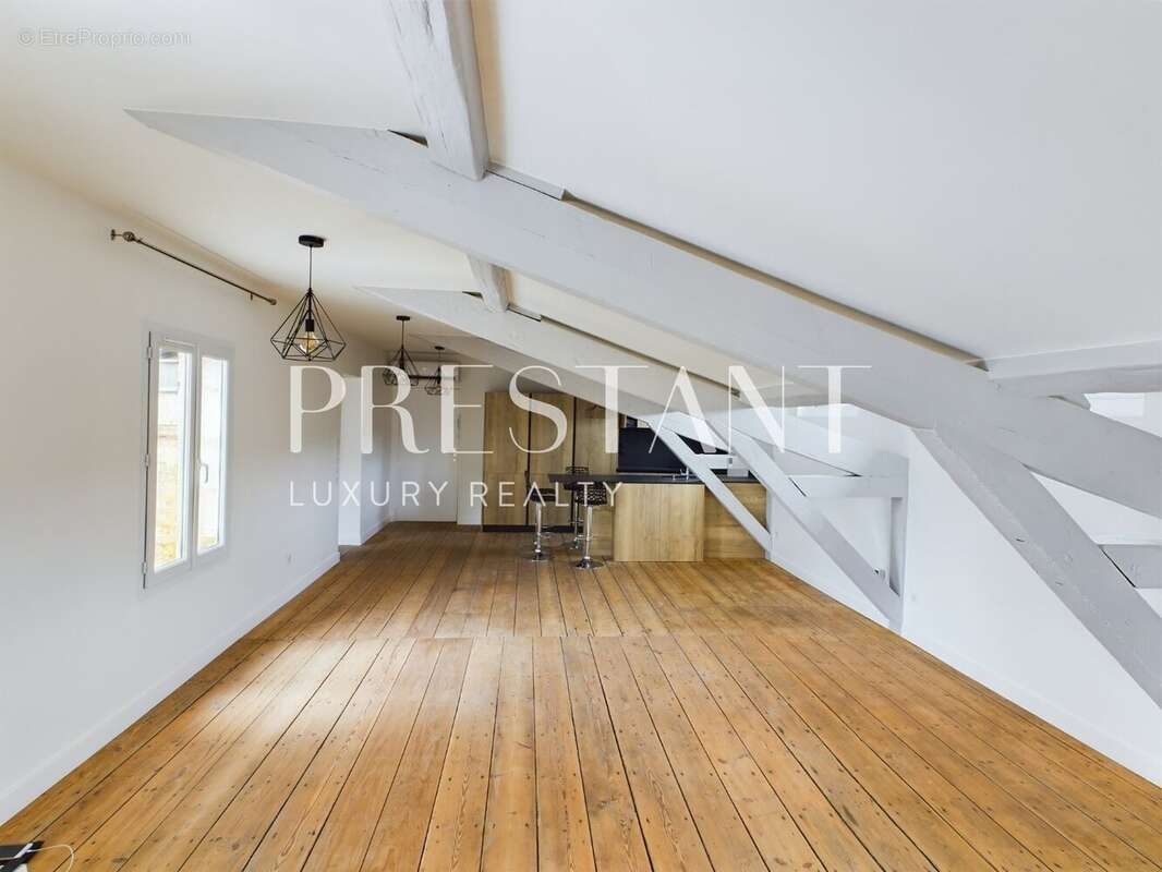 Appartement à BORDEAUX