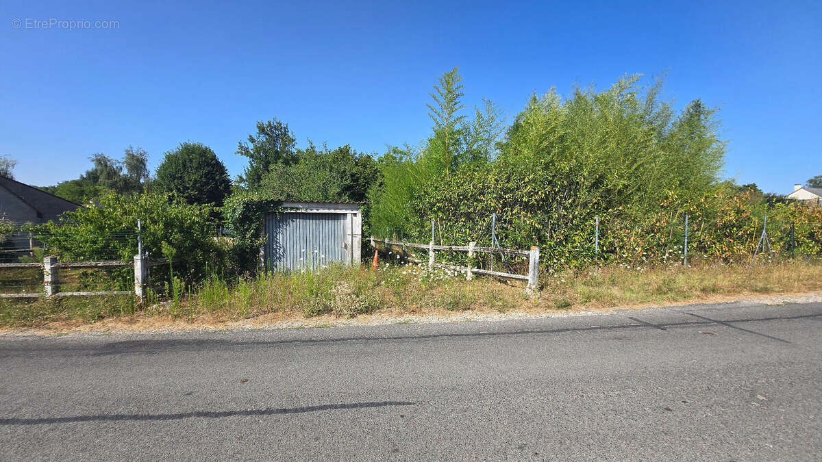 Terrain constructible  Fay Aux Loges 1806 m2 - photo 5