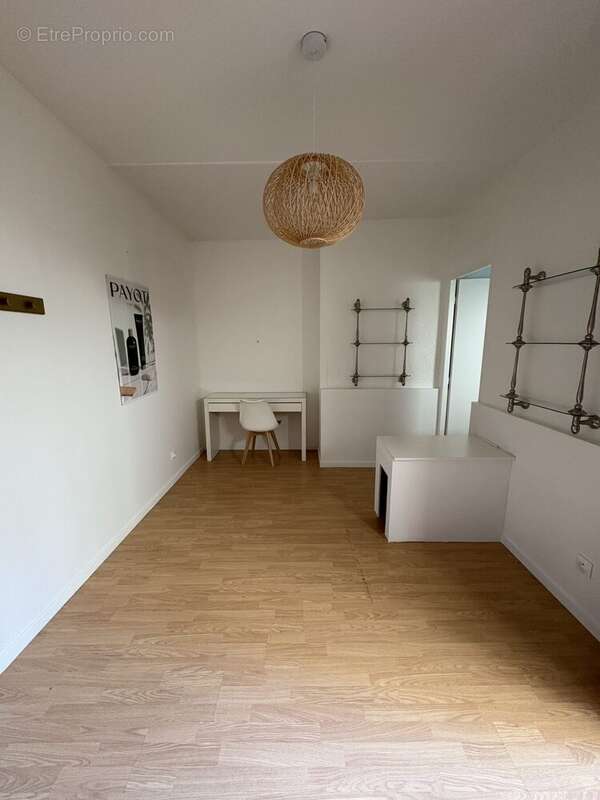 Appartement à CHALAMONT