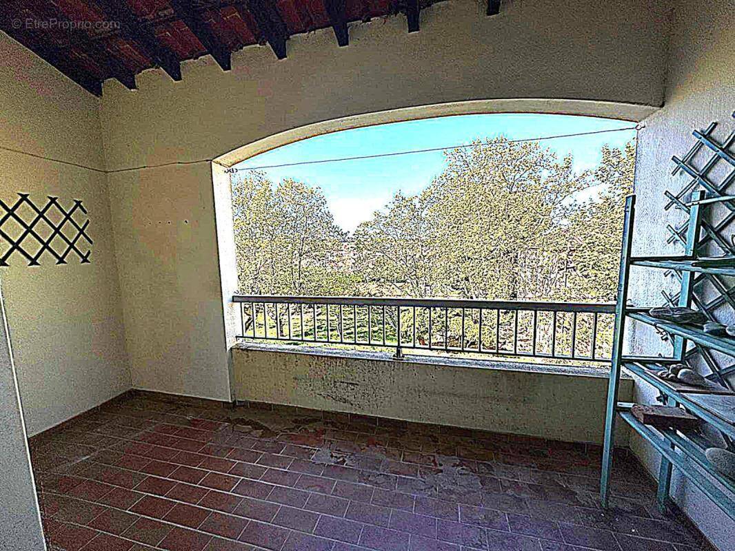 Appartement à SIX-FOURS-LES-PLAGES