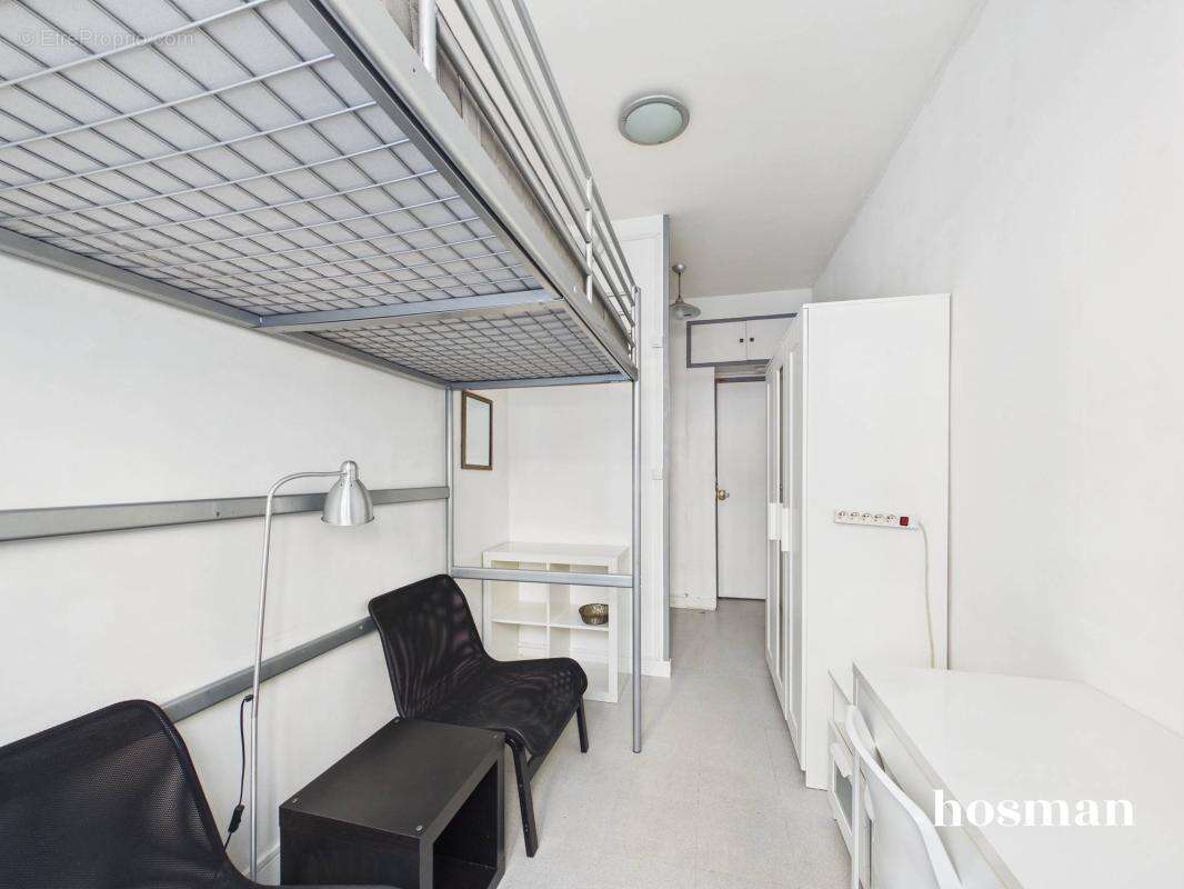 Studio fonctionnel de 11 m² - Exposition sud-ouest - Avenue Emile Zola, Paris - photo 2