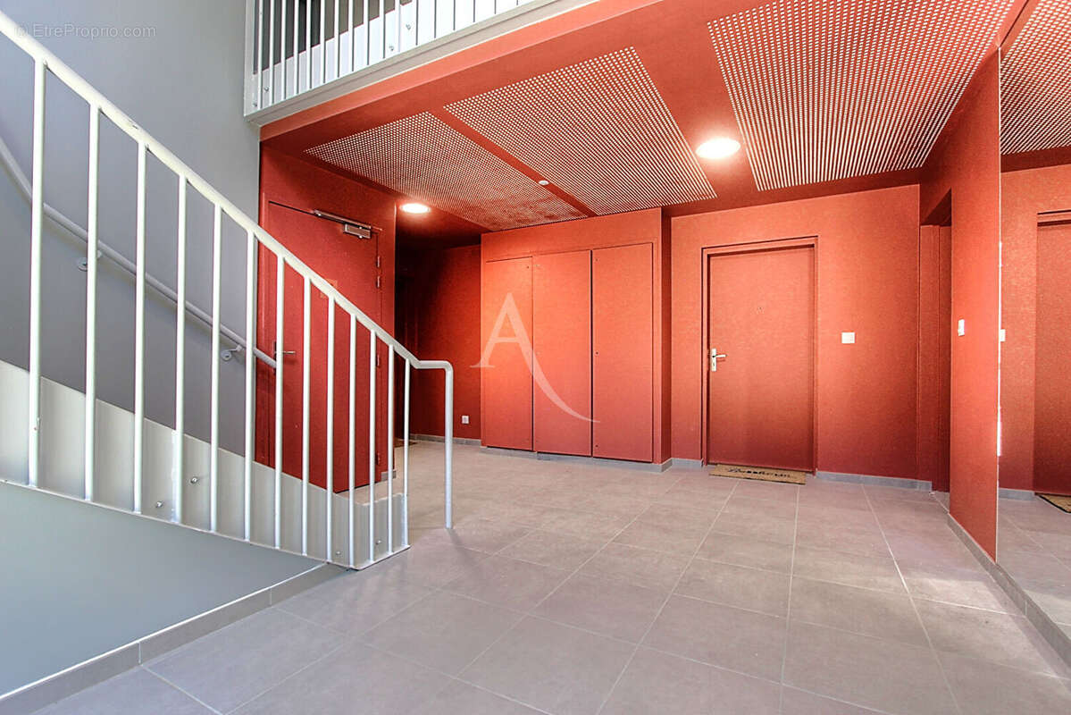 Appartement  3 pièces Rez-de-jardin avec terrasse, parking et accès PMR - photo 11