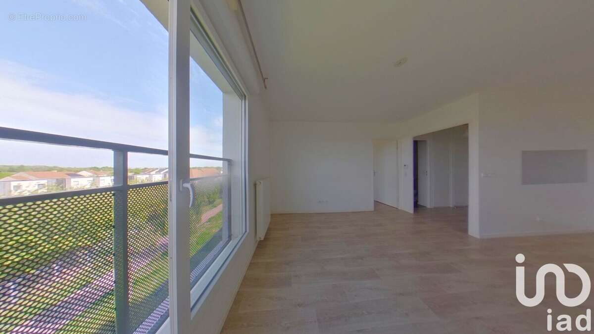 Photo 5 - Appartement à LIEUSAINT