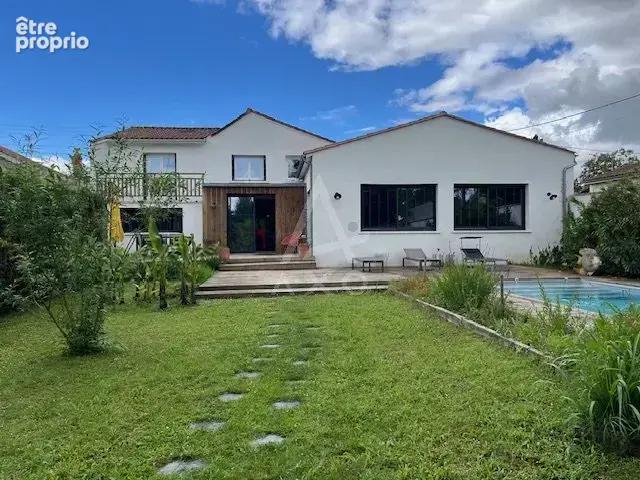 Maison rénovée avec piscine - photo 3