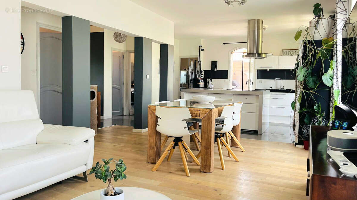 Appartement à FRONTIGNAN