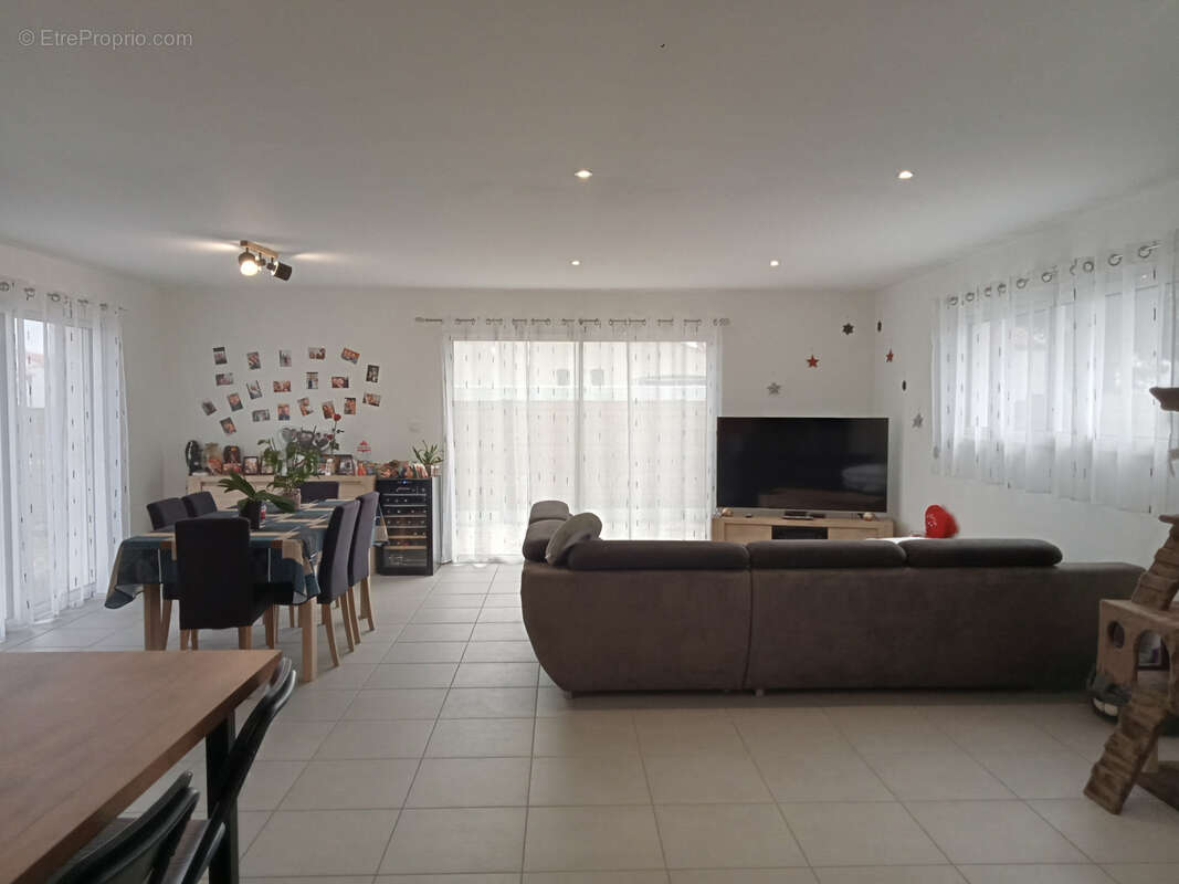 Maison à LA CHAPELLE-HERMIER