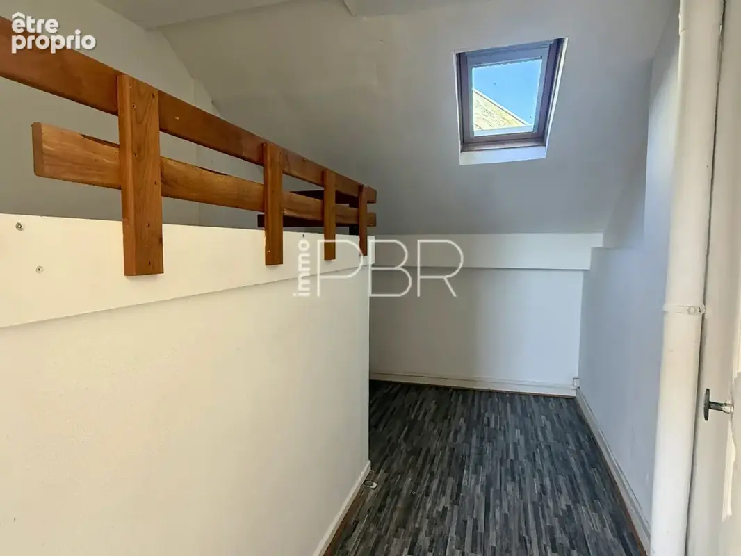 Appartement T2bis secteur Jean Jaures REIMS - photo 9