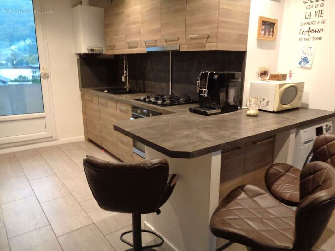 Appartement à FROGES