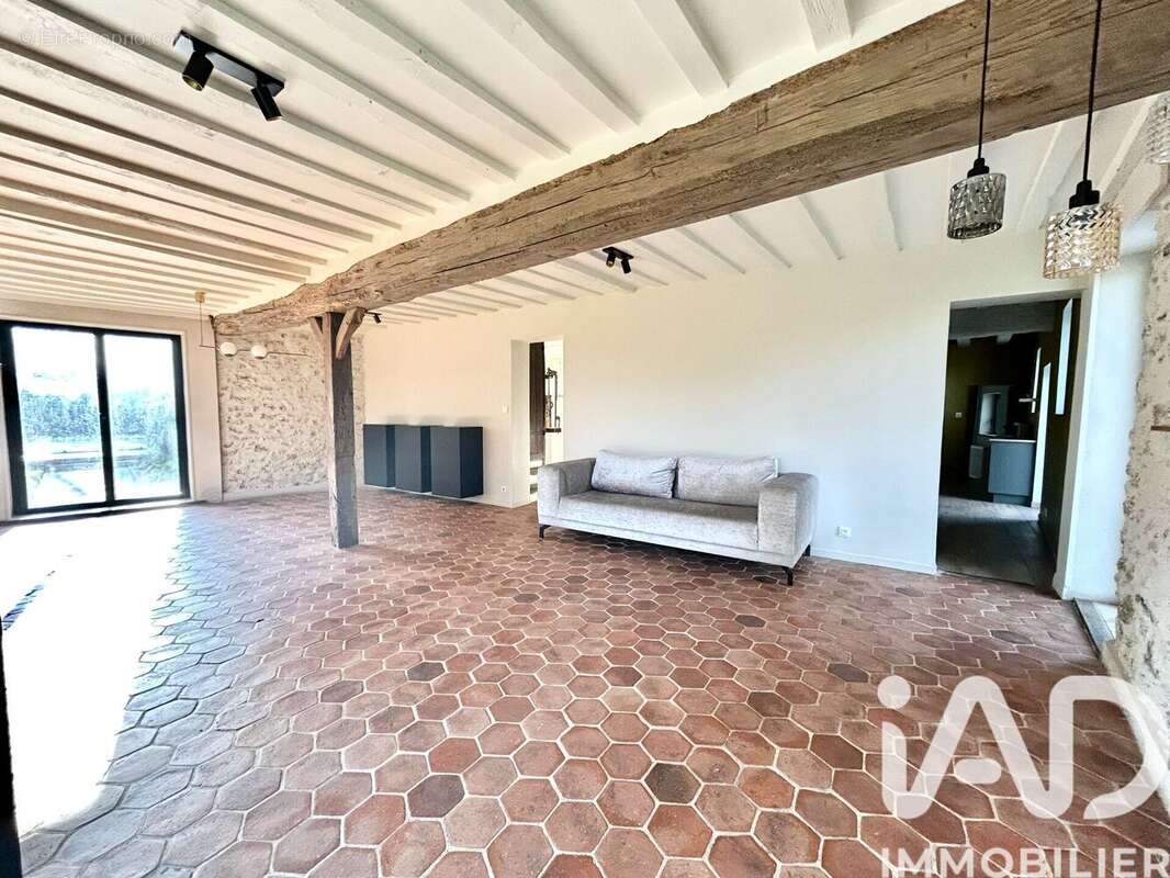 Photo 6 - Maison à COULOMMIERS