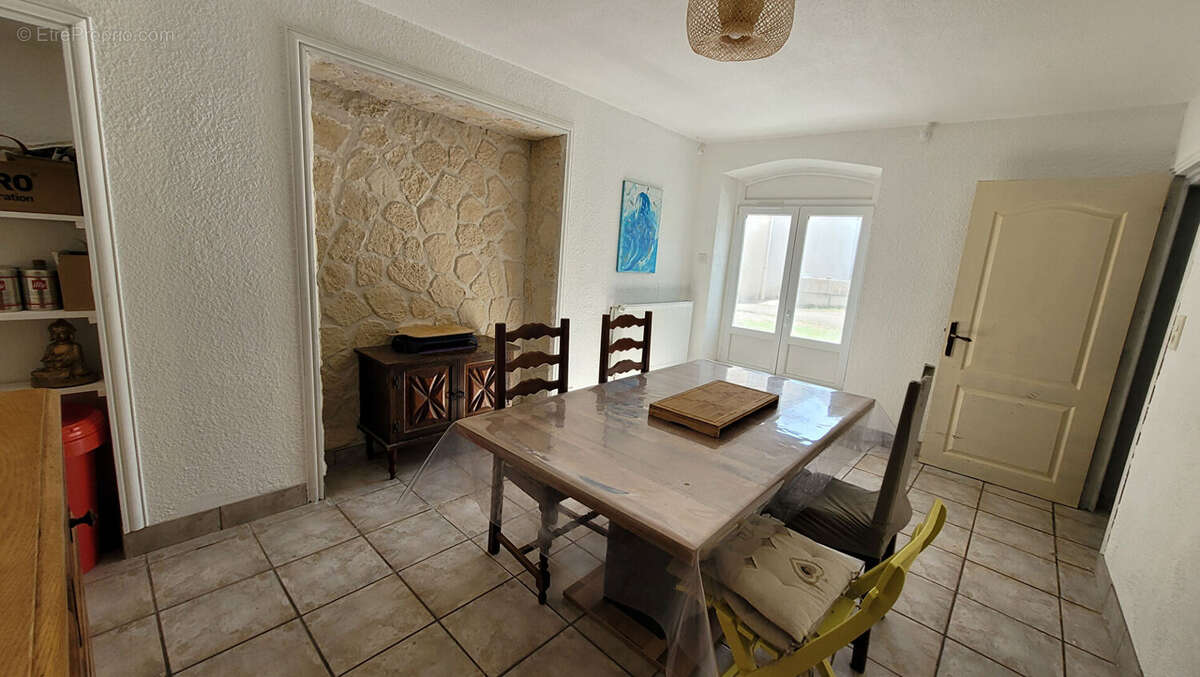Maison à ONGLIERES