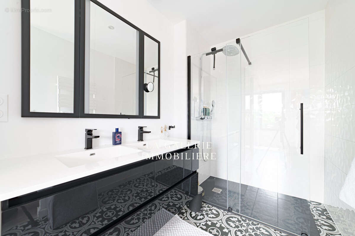 Maison à CARRIERES-SUR-SEINE