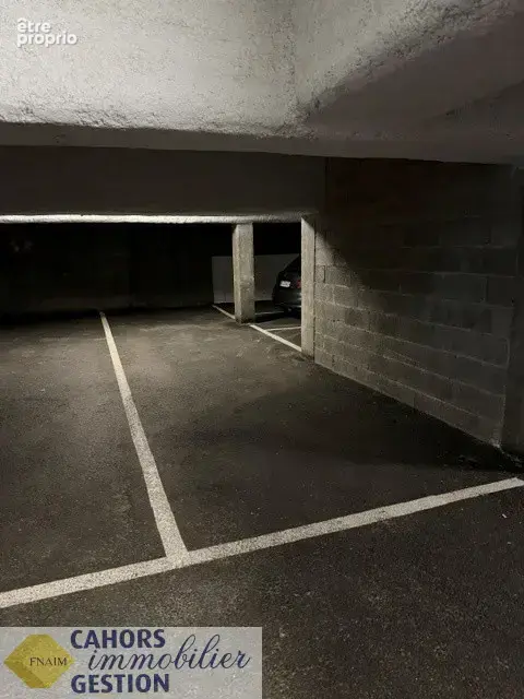 Exclusivité/Parking souterrain 2 voitures/Centre-ville - photo 2