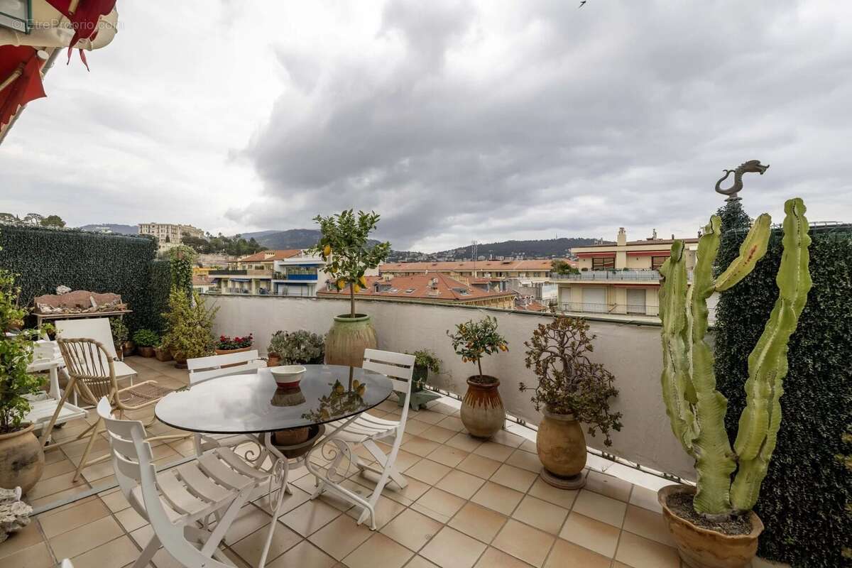 Appartement à NICE