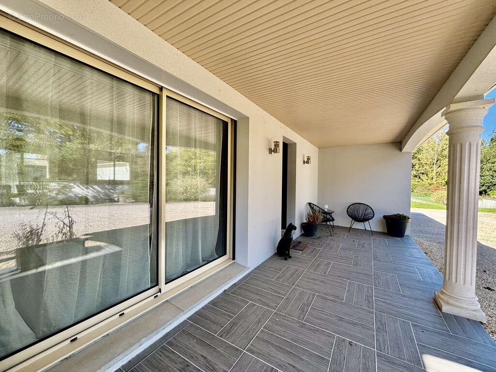 Maison à BOSMIE-L&#039;AIGUILLE