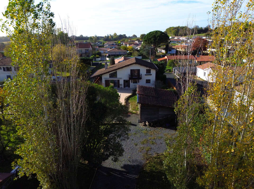 Maison à SAINT-ANDRE-DE-CUBZAC