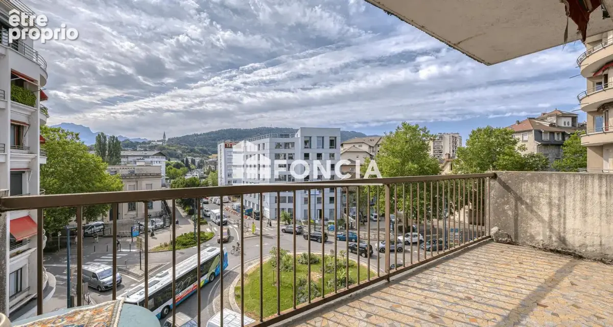 Annecy – avenue du rhône – spacieux t3 de 101,89 m² avec grand balcon et vue dégagée - photo 2