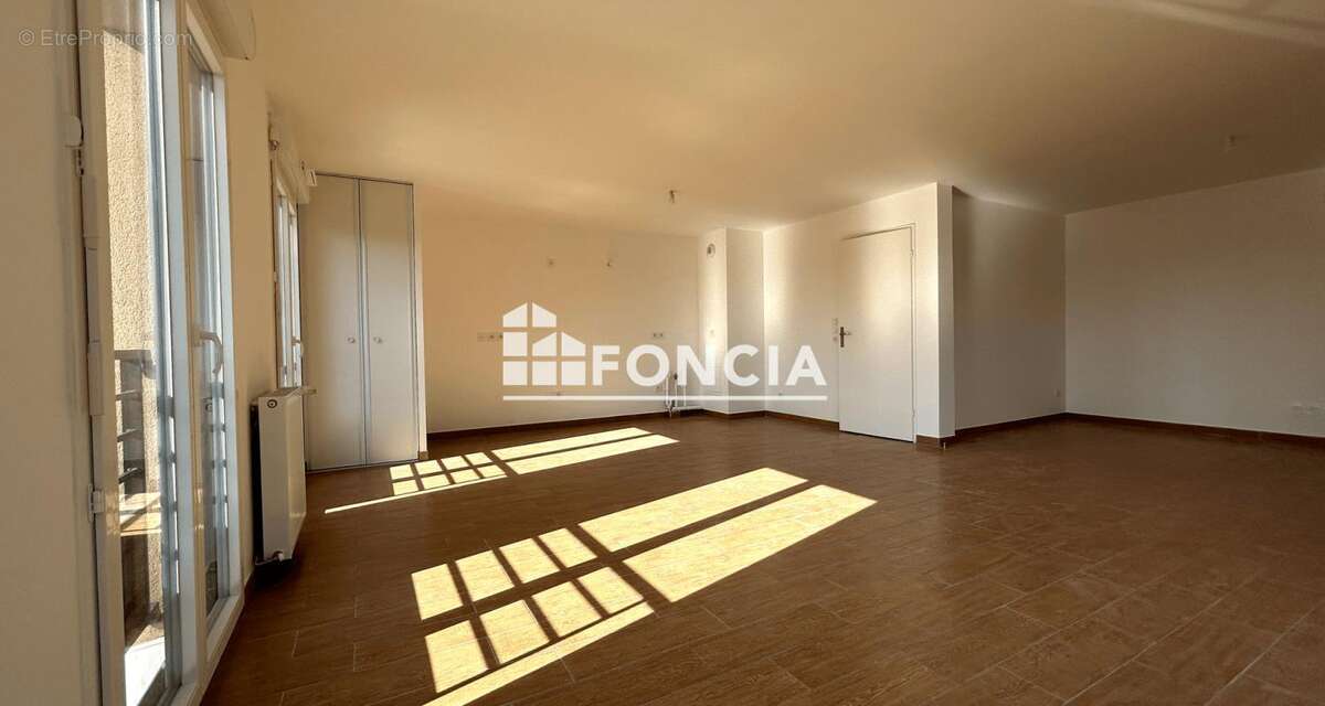 Maison à CORBEIL-ESSONNES