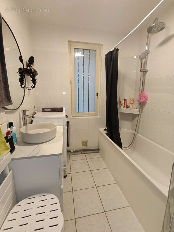 Appartement à LE BLANC-MESNIL