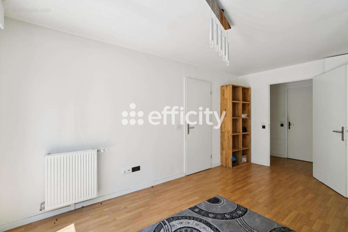 Appartement à AULNAY-SOUS-BOIS