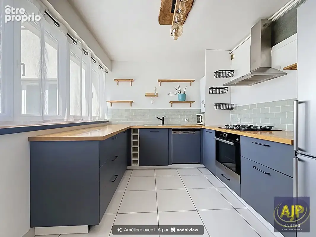 AJP IMMOBILIER NANTES - T3/T4 lumineux de 70 m² - Quartier Cité des Congrès / CHU - photo 14