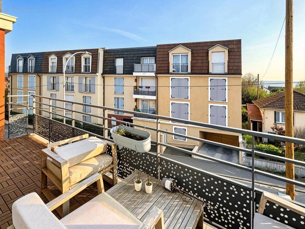 Appartement à LE PLESSIS-BOUCHARD