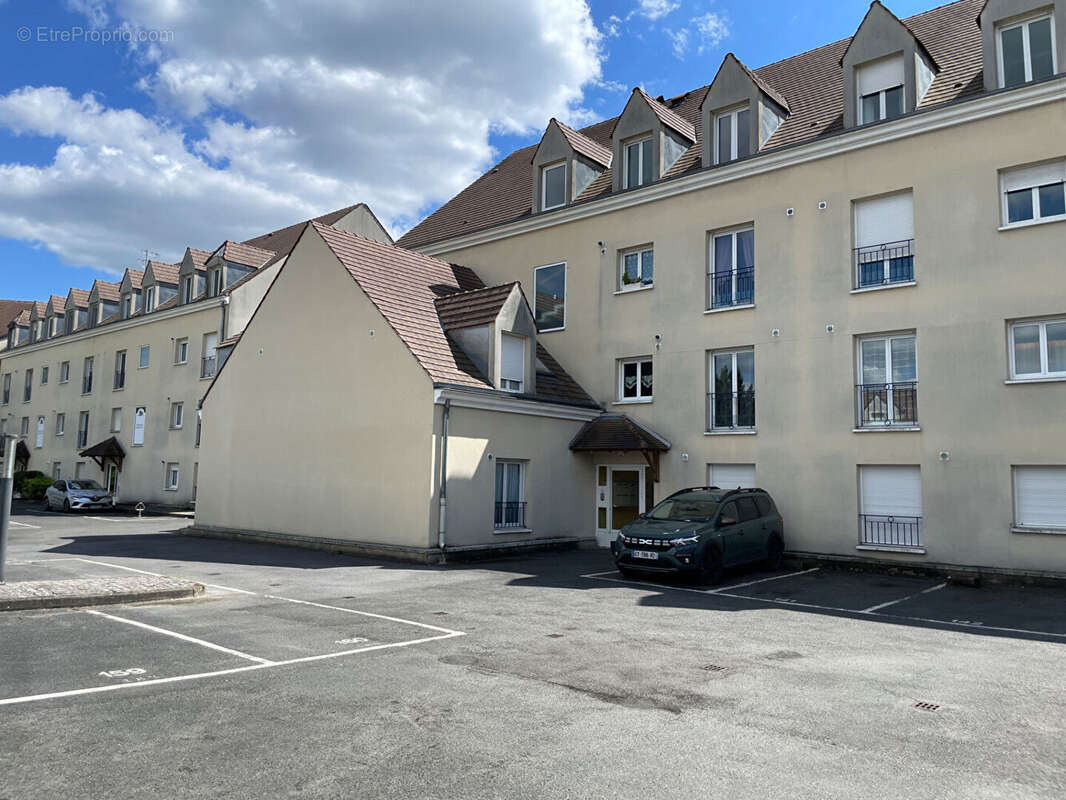 Appartement à LAMORLAYE