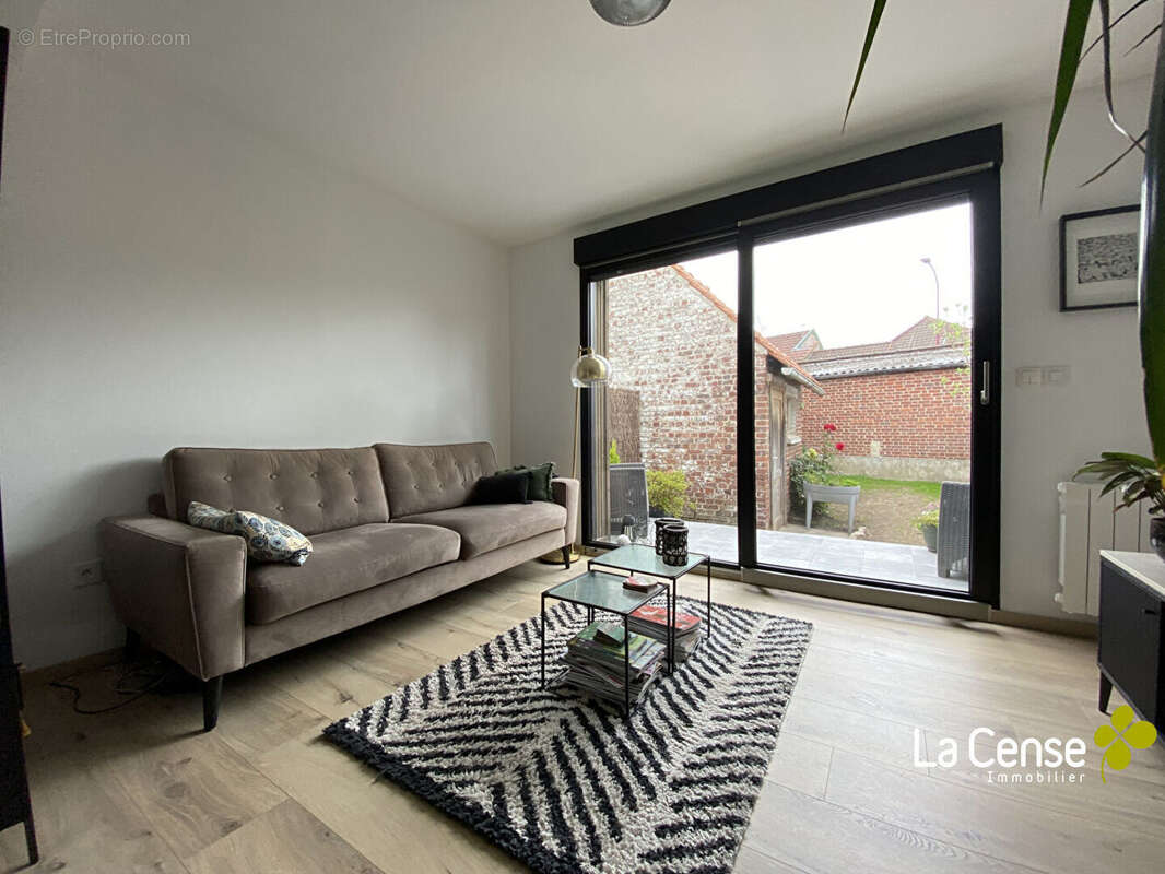 Maison à SAINGHIN-EN-MELANTOIS