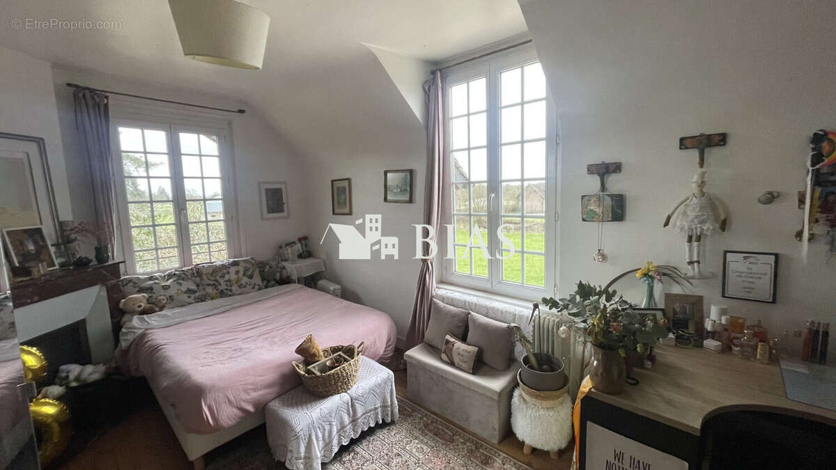 Maison à BERNAY