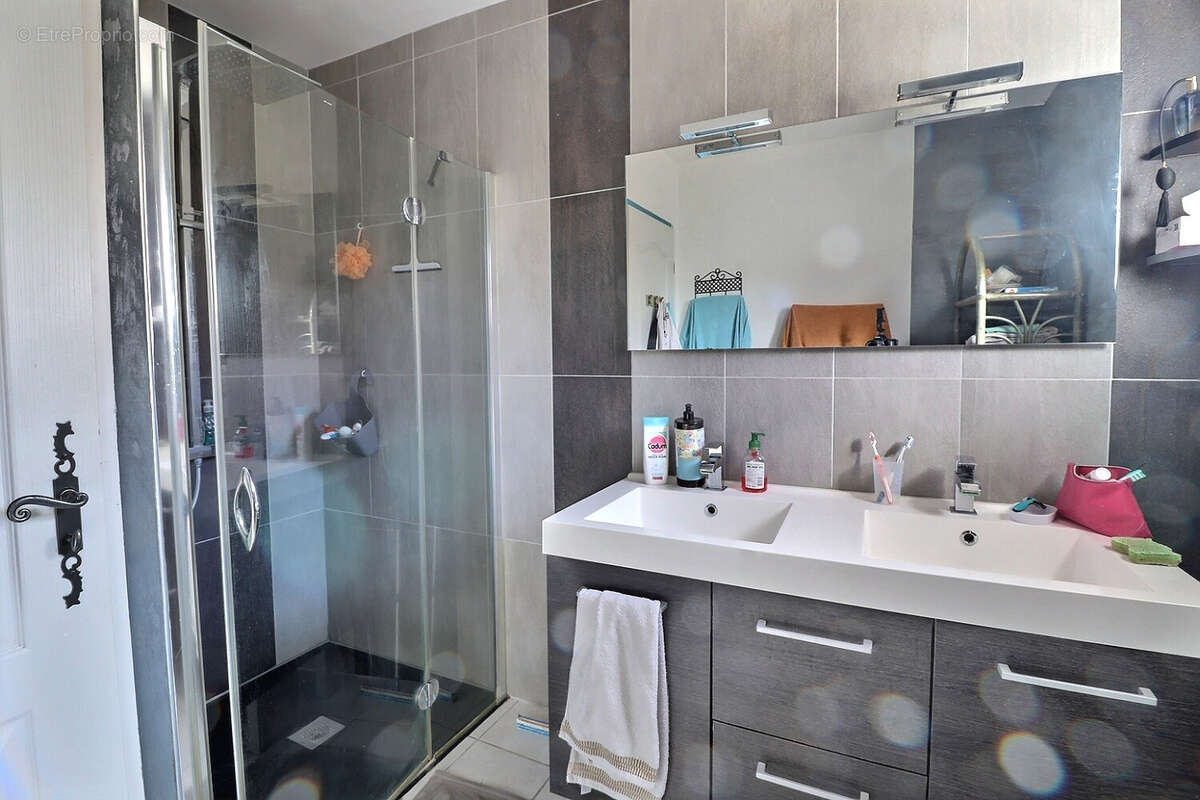 Maison à SAINT-LEGER-SUR-DHEUNE