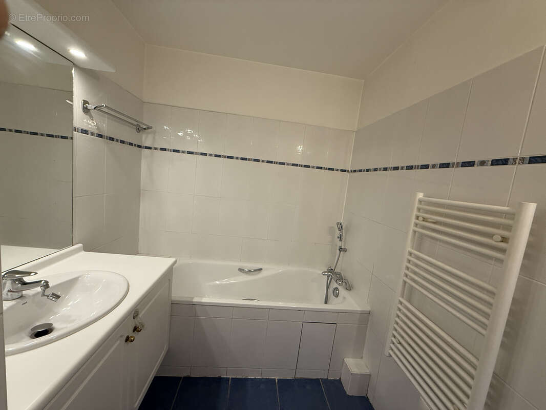 Appartement à MARSEILLE-12E