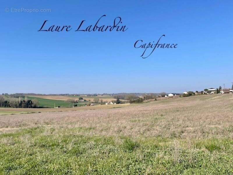 Terrain à LEVIGNAC-DE-GUYENNE