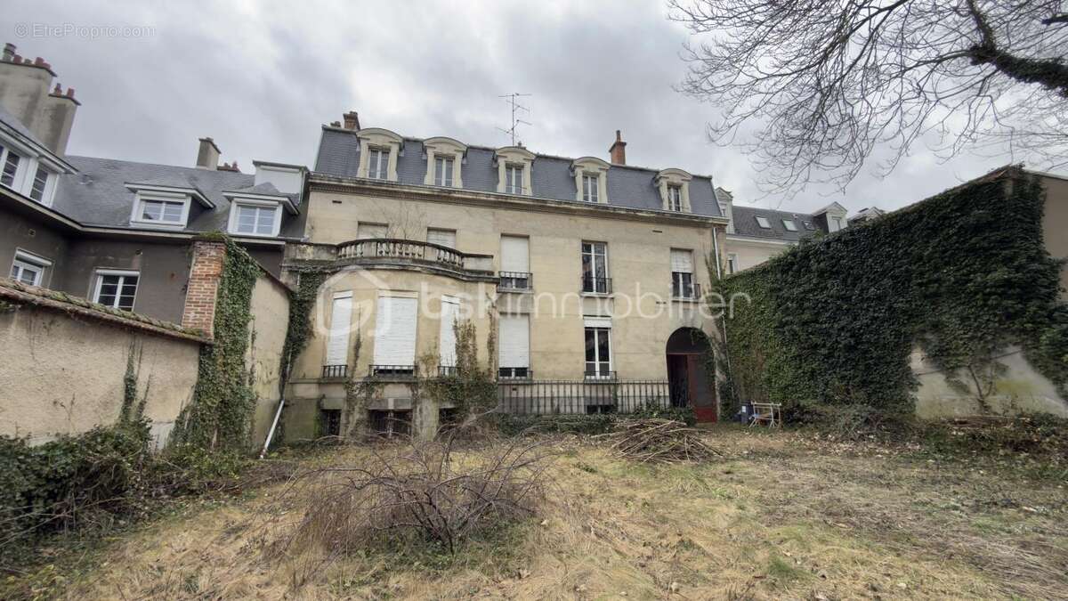 Hôtel particulier d’exception – Plus de 700 m² exploitables – Reims Centre Historique - photo 8