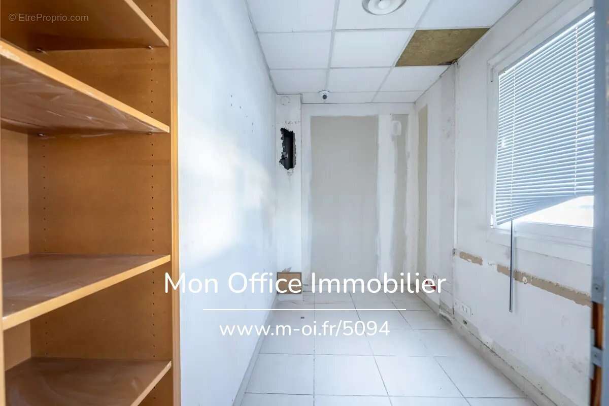 Commerce à MARSEILLE-4E