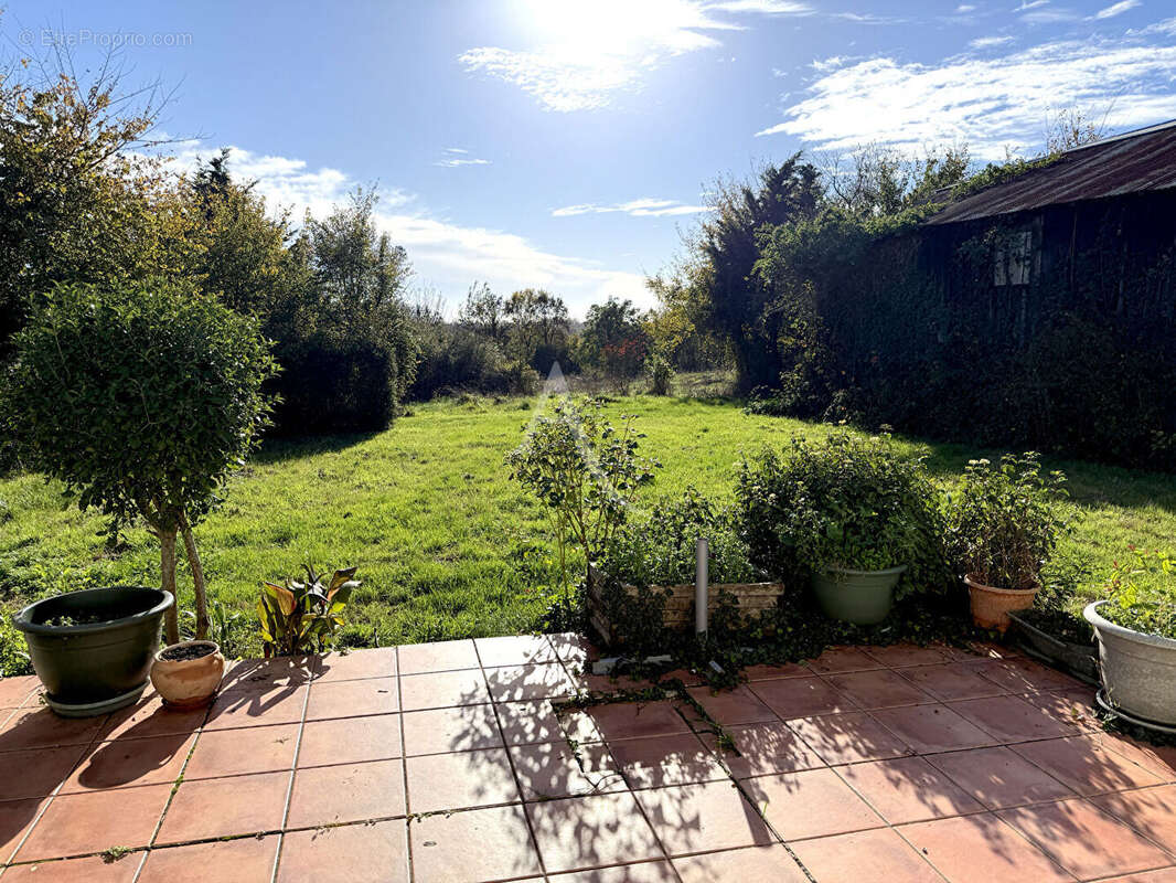 Maison à SAINT-CYR-EN-TALMONDAIS