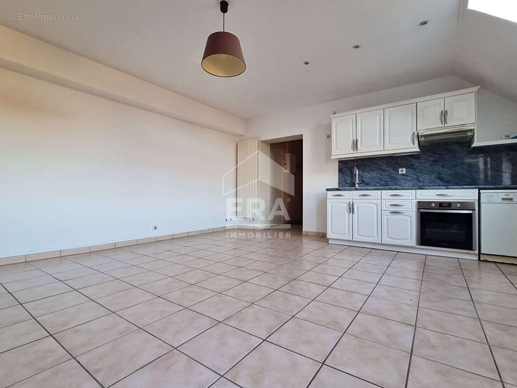 Appartement à JOUARS-PONTCHARTRAIN