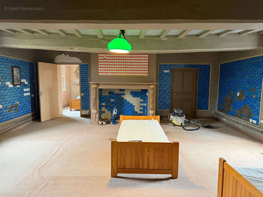 Maison à MONTIGNY-SOUS-MARLE