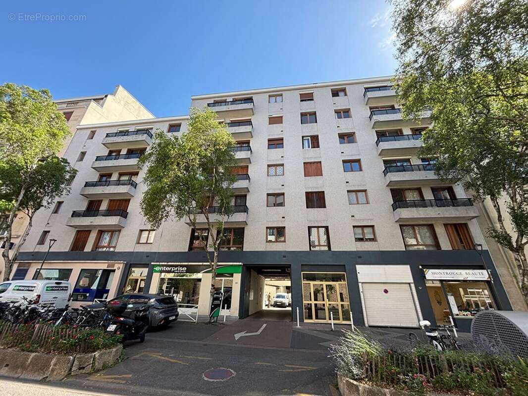 Parking 11 m² à Montrouge  - photo 6