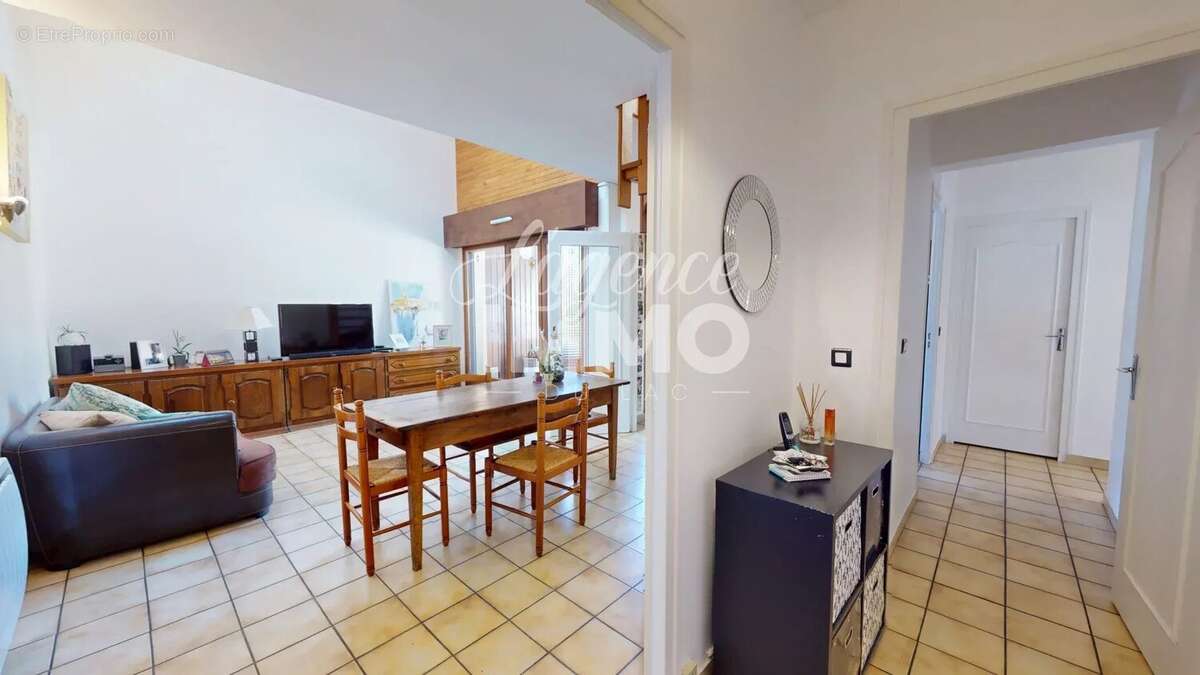 Appartement à SAINT-JORIOZ