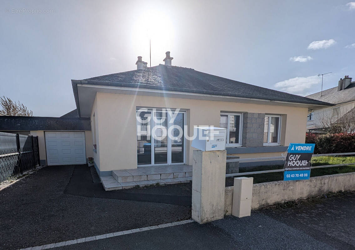 Maison à CHATEAU-GONTIER