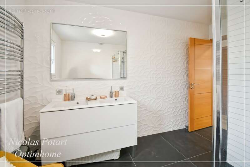 Maison à CHOISY-AU-BAC