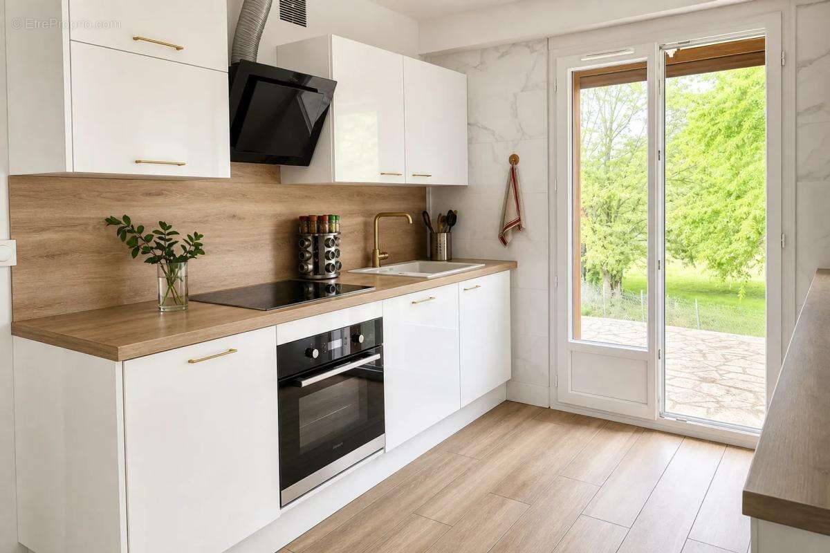Maison à MONTATAIRE