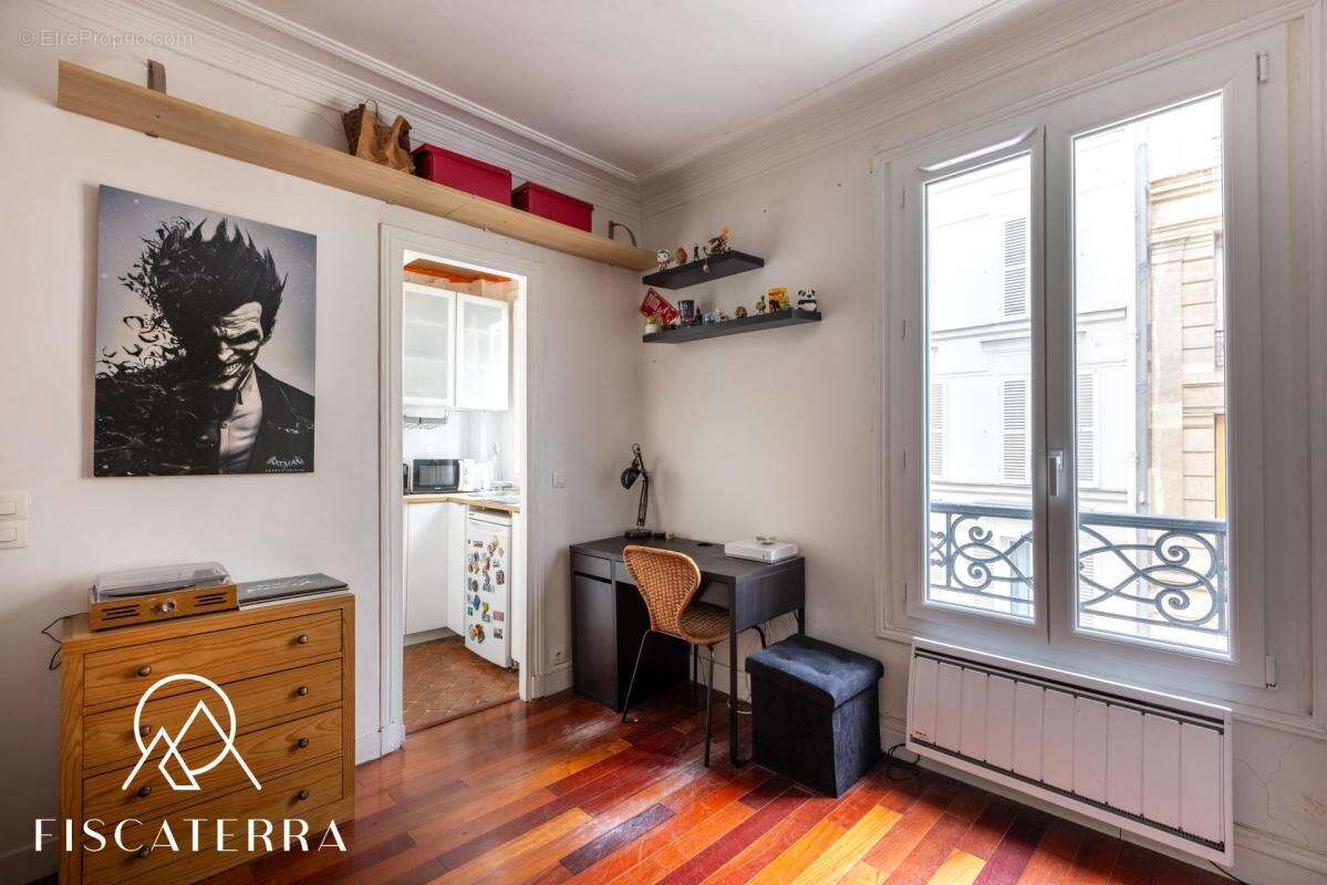 Appartement à PARIS-17E
